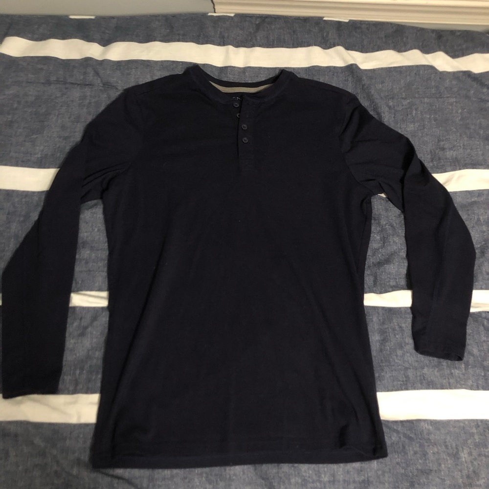 ESNTLS Navy blue 4 button Henley